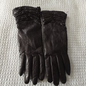 •455• Brown leather gloves